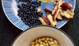 核桃黄豆黑芝麻豆浆,核桃黄豆黑芝麻豆浆，健康生活新选择